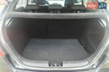 Хэтчбек Kia Ceed 2008 в 