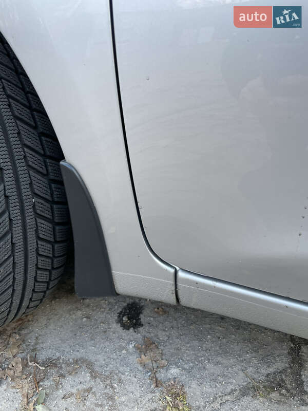 Хетчбек Kia Ceed 2014 в Запоріжжі