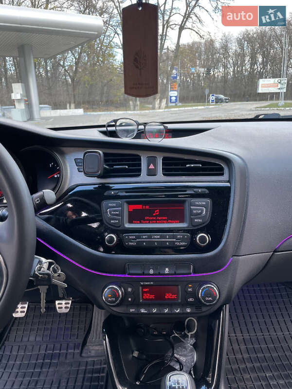 Хетчбек Kia Ceed 2014 в Запоріжжі