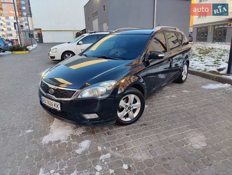 Универсал Kia Ceed 2010 в 