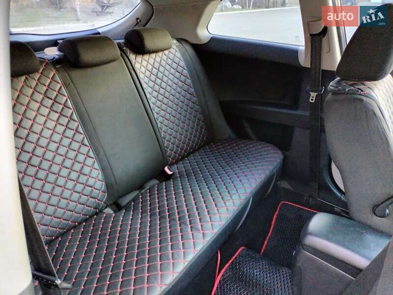 Хэтчбек Kia Ceed 2008 в Запорожье фото 7 Хэтчбек Kia Ceed 2008 в Запорожье