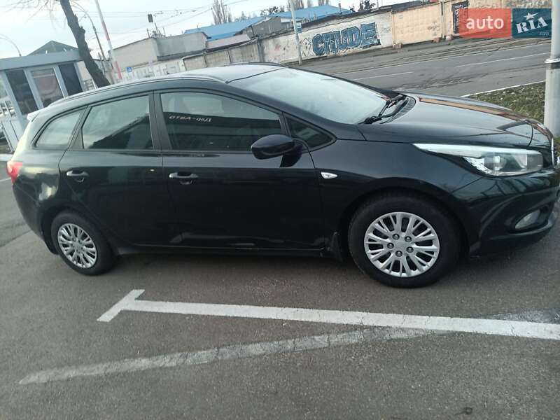 Универсал Kia Ceed 2012 в Киеве