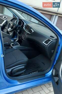 Хэтчбек Kia Ceed 2019 в Ужгороде