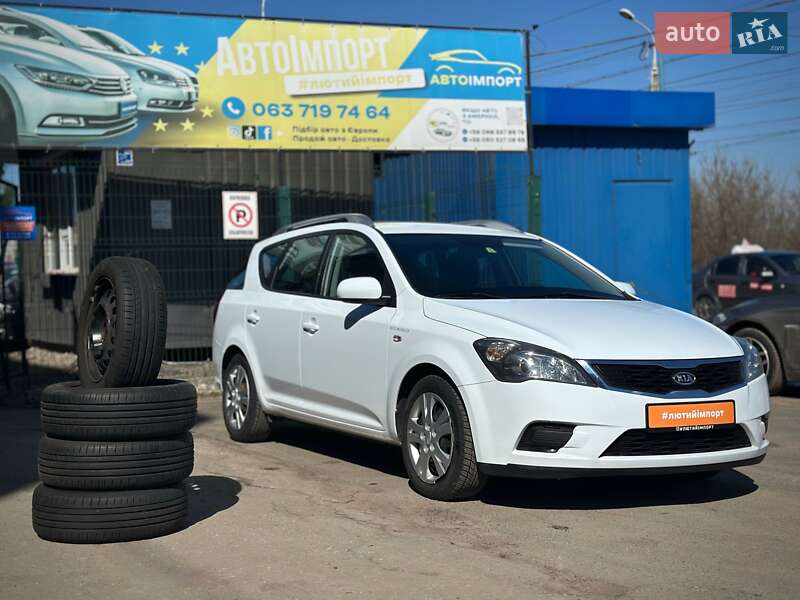 Универсал Kia Ceed 2011 в Сумах