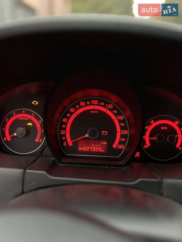 Хэтчбек Kia Ceed 2010 в Мукачево