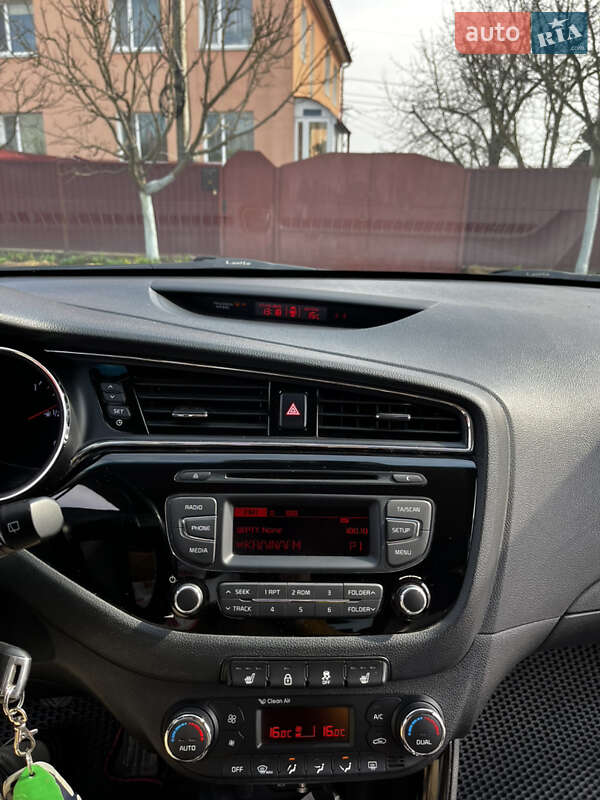 Универсал Kia Ceed 2016 в Хмельницком