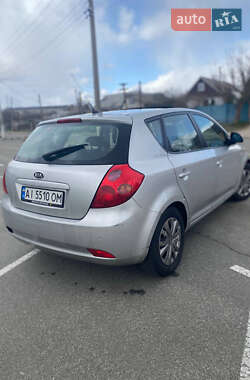 Хэтчбек Kia Ceed 2007 в 