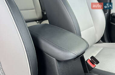 Хэтчбек Kia Ceed 2019 в 