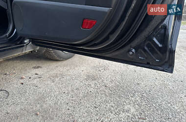 Хэтчбек Kia Ceed 2010 в 