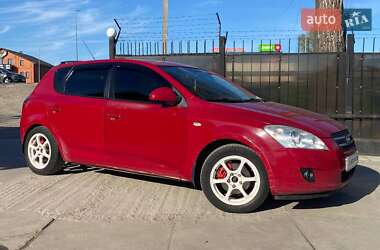Хетчбек Kia Ceed 2007 в 