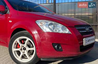 Хетчбек Kia Ceed 2007 в 