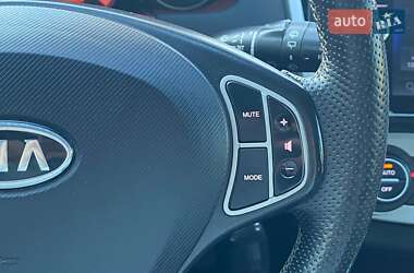 Хетчбек Kia Ceed 2007 в 