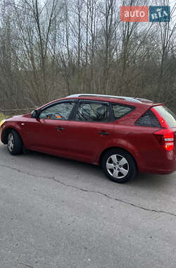 Универсал Kia Ceed 2009 в 