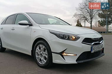 Хэтчбек Kia Ceed 2023 в 