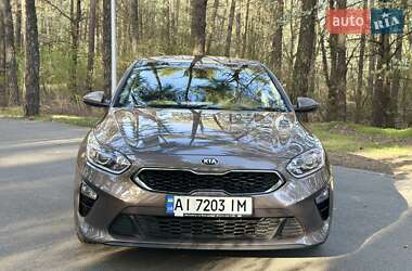 Хэтчбек Kia Ceed 2019 в 