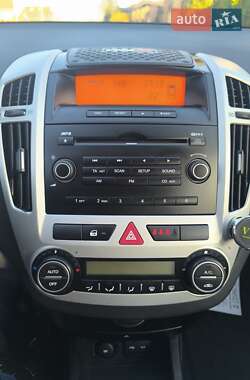 Универсал Kia Ceed 2009 в 