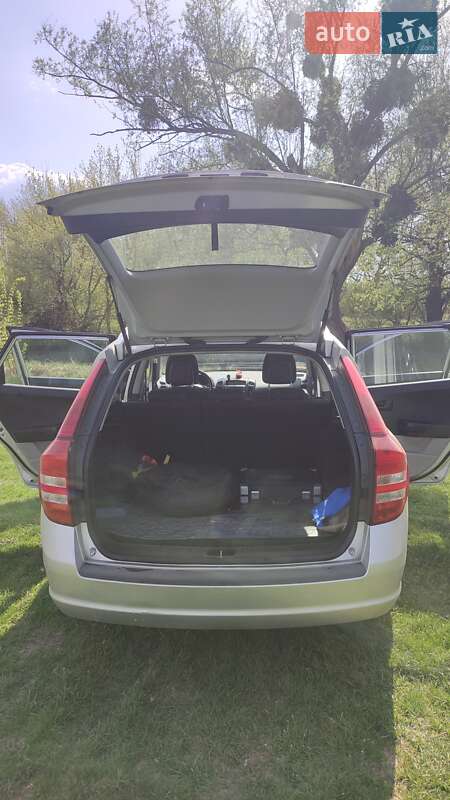 Универсал Kia Ceed 2008 в Гайсине
