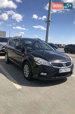 Универсал Kia Ceed 2010 в Стрые