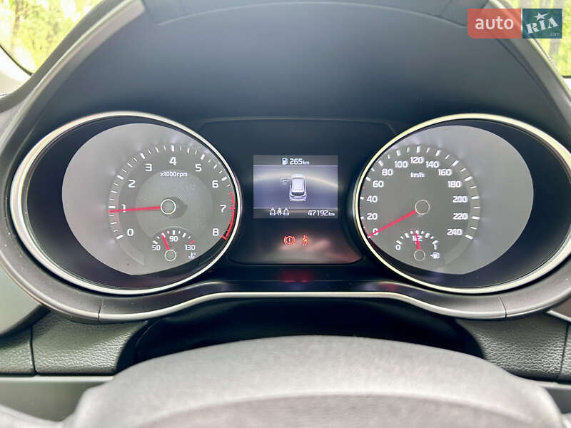 Хэтчбек Kia Ceed 2019 в Киеве