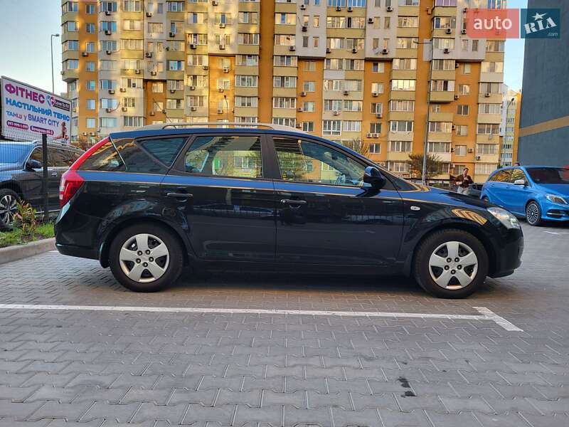 Универсал Kia Ceed 2009 в Одессе