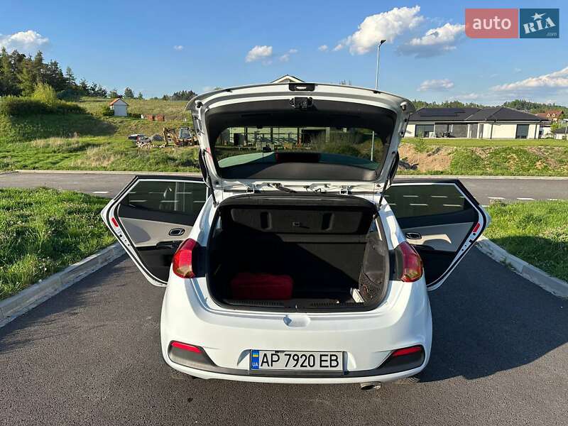 Хетчбек Kia Ceed 2013 в Вінниці