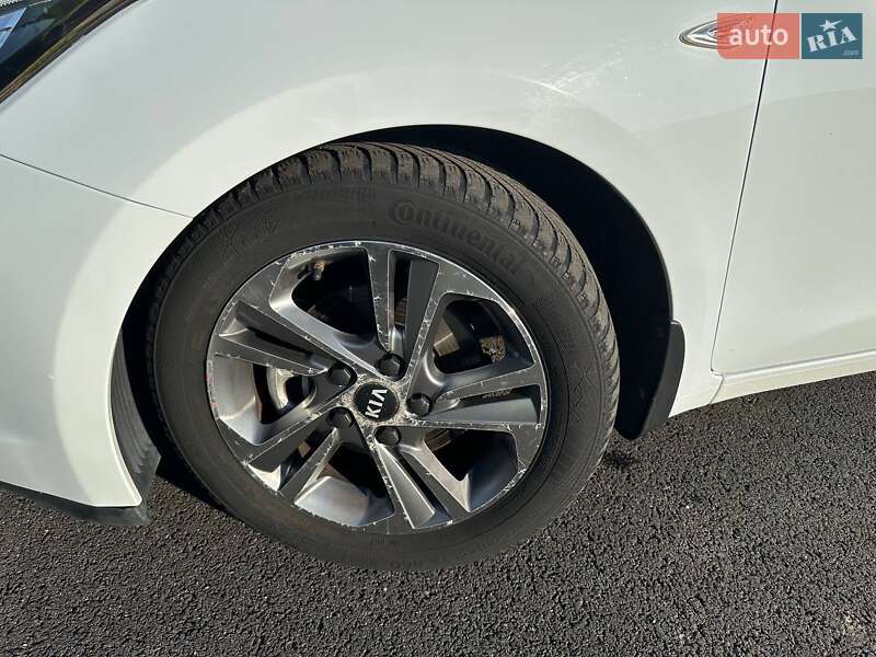 Хетчбек Kia Ceed 2013 в Вінниці