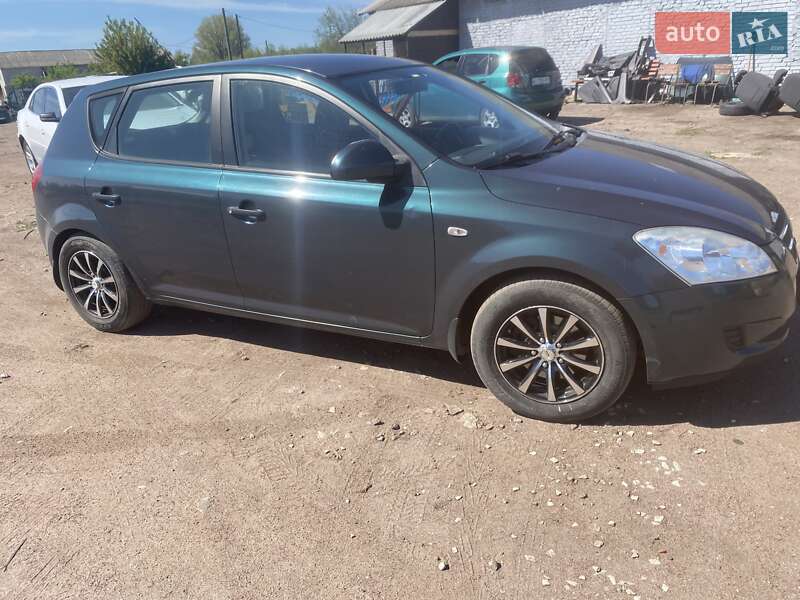 Хетчбек Kia Ceed 2007 в Фастові