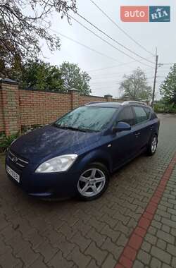 Универсал Kia Ceed 2008 в Стрые