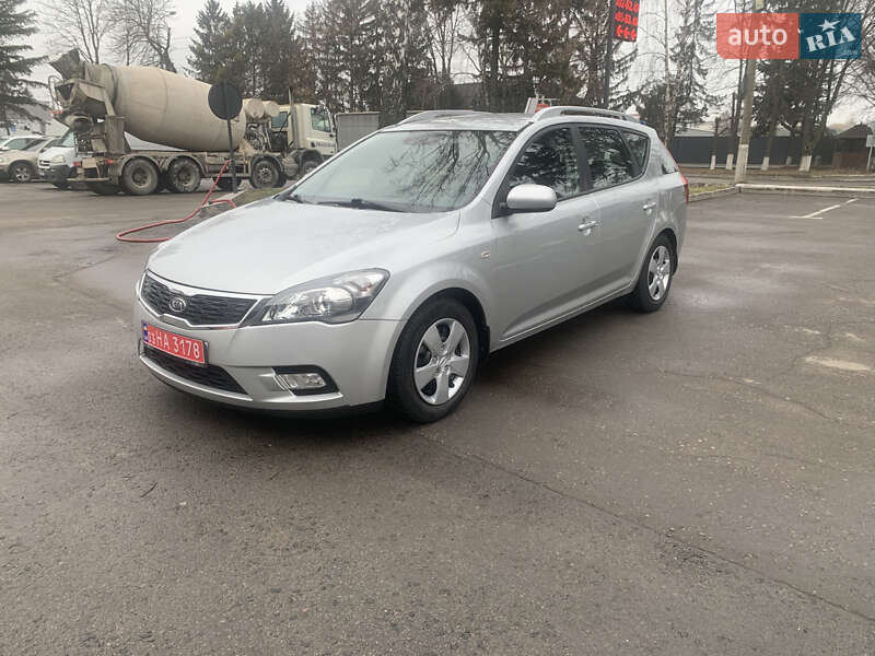 Универсал Kia Ceed 2009 в 