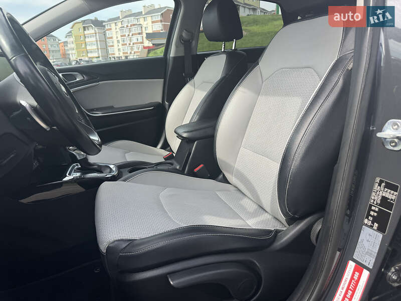 Хетчбек Kia Ceed 2018 в Києві