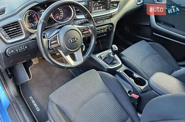 Хэтчбек Kia Ceed 2019 в 