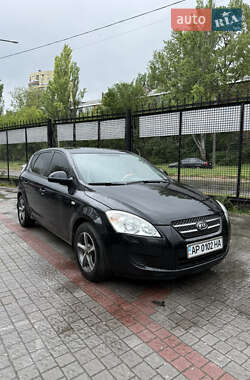 Хетчбек Kia Ceed 2008 в Запоріжжі