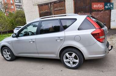 Універсал Kia Ceed 2010 в Чернігові