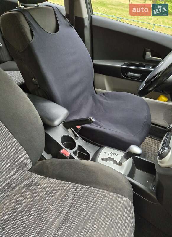 Хэтчбек Kia Ceed 2008 в Киеве