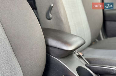 Хетчбек Kia Ceed 2010 в 
