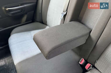 Хетчбек Kia Ceed 2010 в 