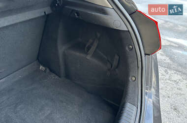 Хэтчбек Kia Ceed 2013 в 