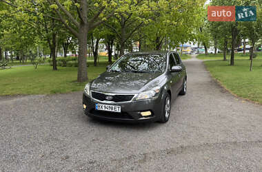 Хэтчбек Kia Ceed 2011 в Хмельницком