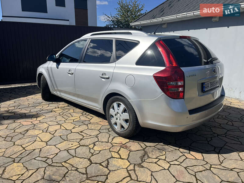 Универсал Kia Ceed 2008 в Киеве