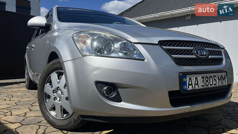 Универсал Kia Ceed 2008 в Киеве