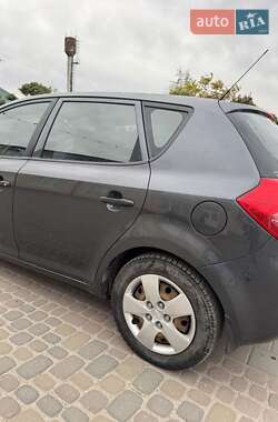 Универсал Kia Ceed 2008 в 