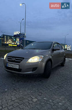 Хэтчбек Kia Ceed 2008 в Киеве
