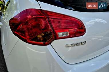 Хэтчбек Kia Ceed 2016 в 