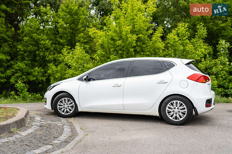 Хэтчбек Kia Ceed 2016 в Днепре фото 4 Хэтчбек Kia Ceed 2016 в Днепре