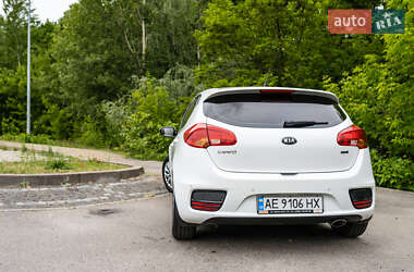 Хэтчбек Kia Ceed 2016 в 