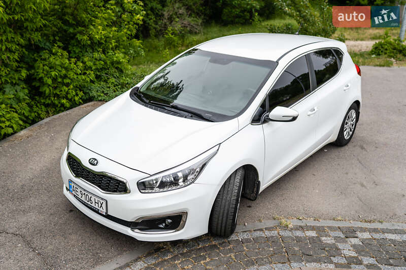 Хэтчбек Kia Ceed 2016 в Днепре фото 9 Хэтчбек Kia Ceed 2016 в Днепре