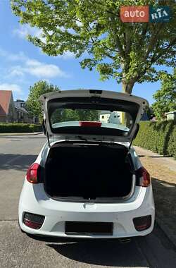 Хетчбек Kia Ceed 2016 в 