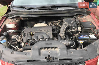 Хэтчбек Kia Ceed 2008 в 