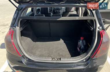 Хэтчбек Kia Ceed 2007 в 