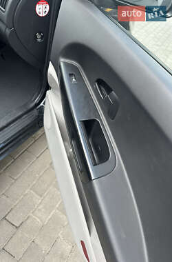 Хетчбек Kia Ceed 2009 в 